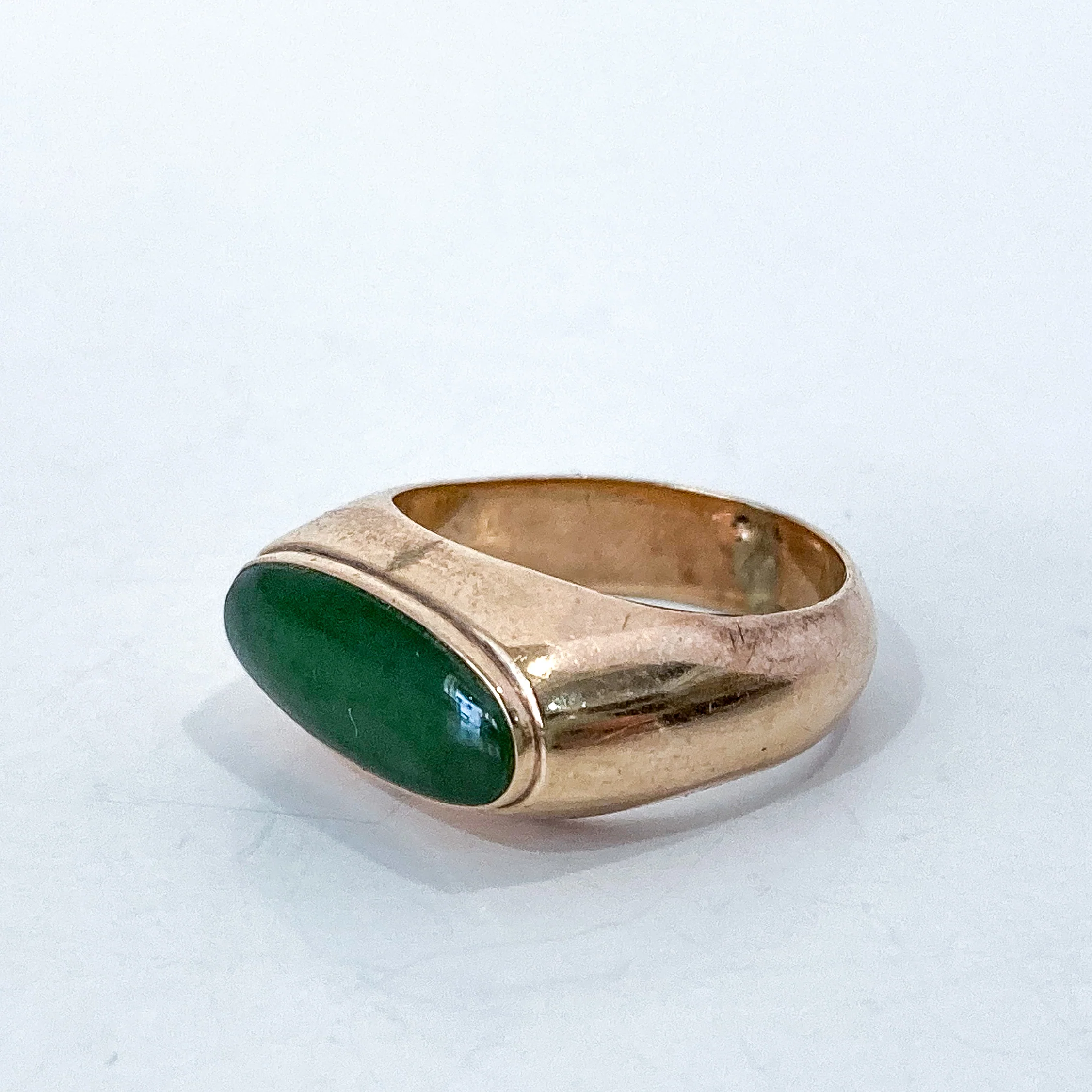 Timeless Vintage 14K Yellow Gold Oval Green Jade MCM Mod Ring - Image 11