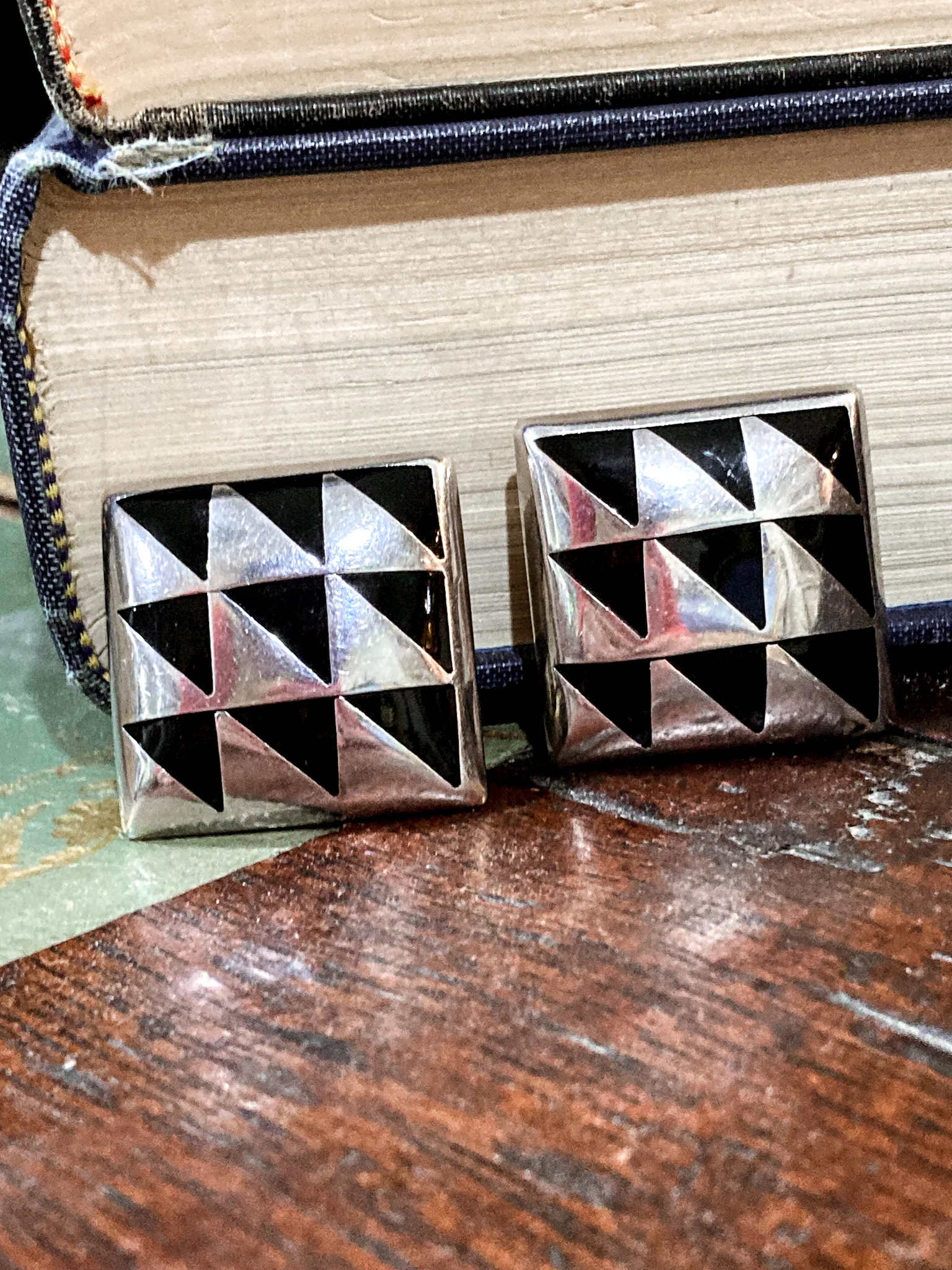 Vintage Abstract Contrast Black Sterling Silver Clip On Statement Earrings - Image 5
