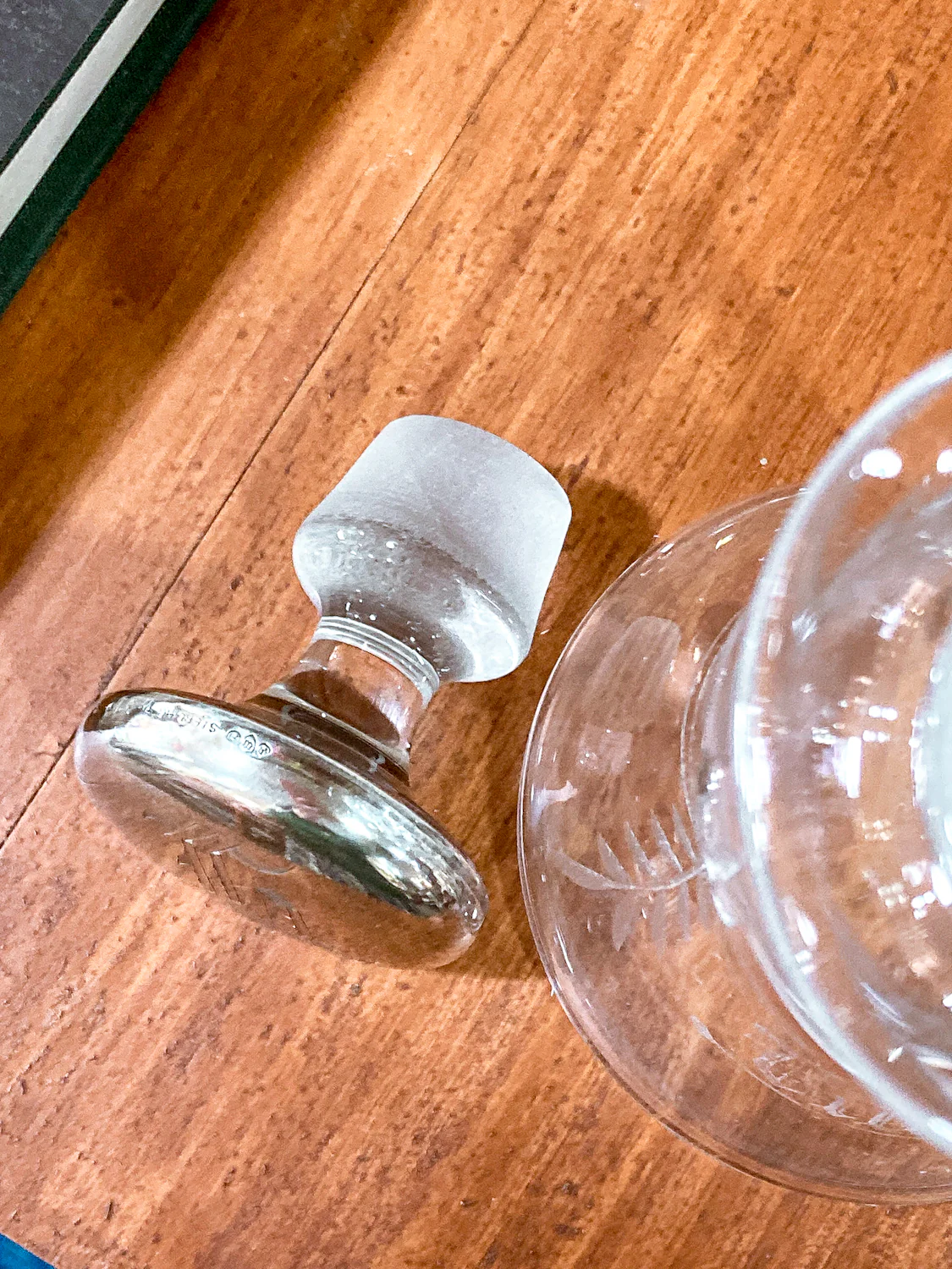 Vintage Cut Crystal Etched Sterling Silver Stopper Oil Vinegar Cruet Jar - Image 3